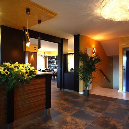 T'Ami Hotel Resort Spa Selvino Exterior photo