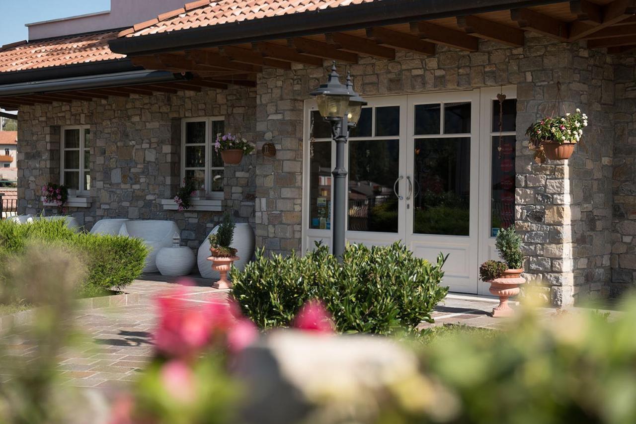 T'Ami Hotel Resort Spa Selvino Exterior photo