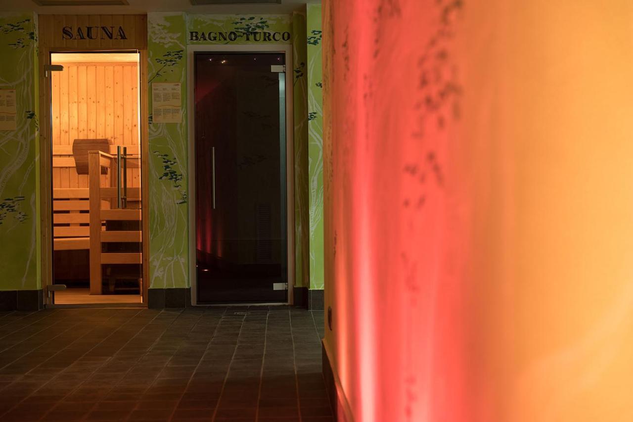 T'Ami Hotel Resort Spa Selvino Exterior photo